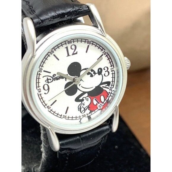 Disney Women's Watch Mickey Mouse Silver Dial Quartz Black Leather Band 27mm - Picture 12 of 13